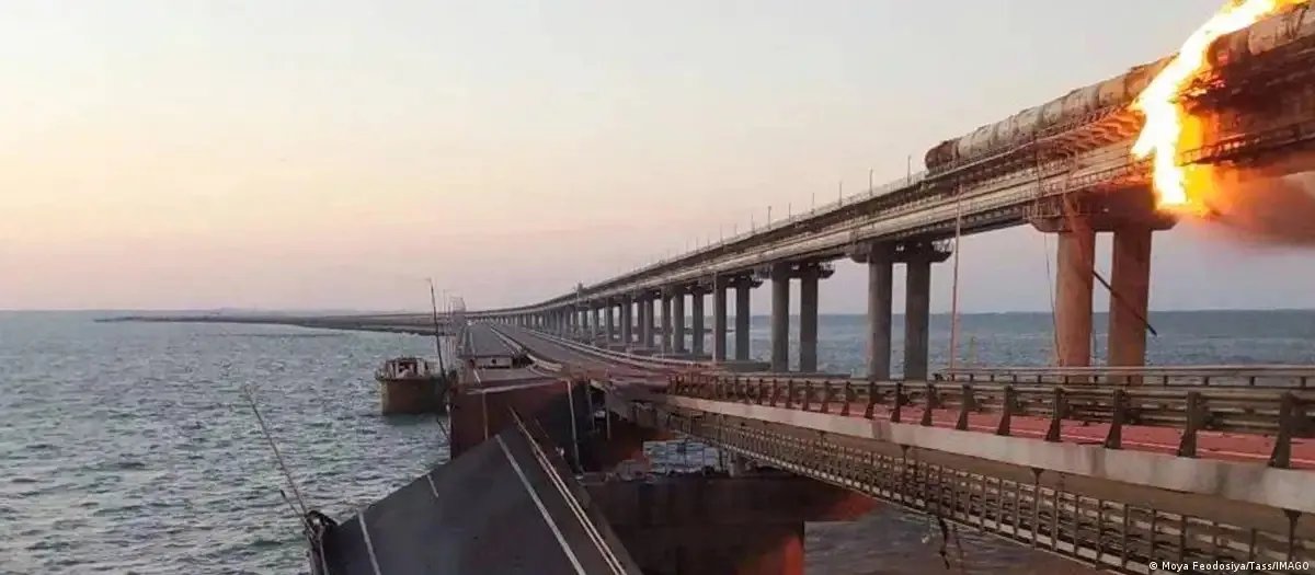Удар по Кримському мосту у жовтні 2022 Удар по Кримському мосту у жовтні 2022