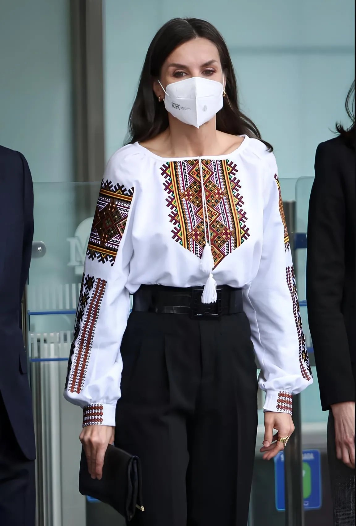 Красивій жінці - красива вишиванка! 