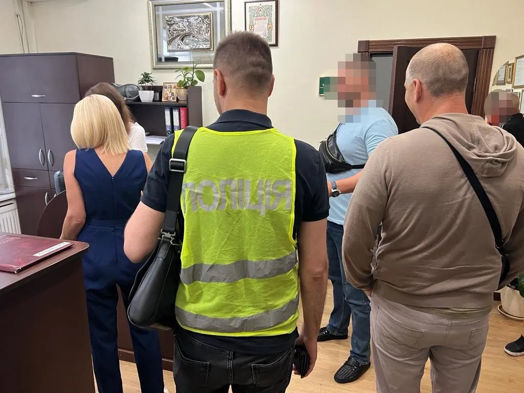 В Київавтодорі правоохоронці проводять обшуки: що шукають і в чому звинувачують корпорацію 1