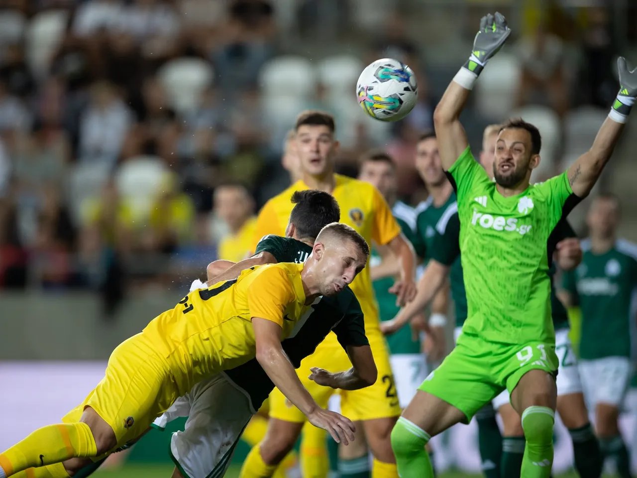 Опасных моментов у ворот "ПАО" было мало