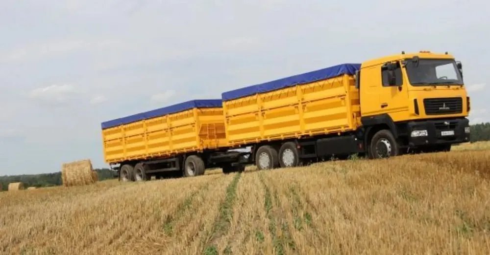зерно в грузовике зерно в грузовике