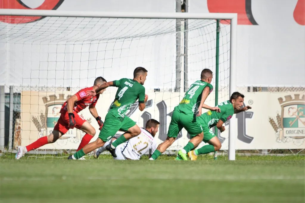 Дебютанти здивували результатами: відбулися перші матчі нового сезону УПЛ 1