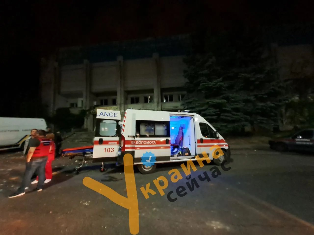 У Дніпрі пролунали потужні вибухи: росіяни влучили по житловим будинкам у центрі міста, є постраждалі. Оновлюється 4