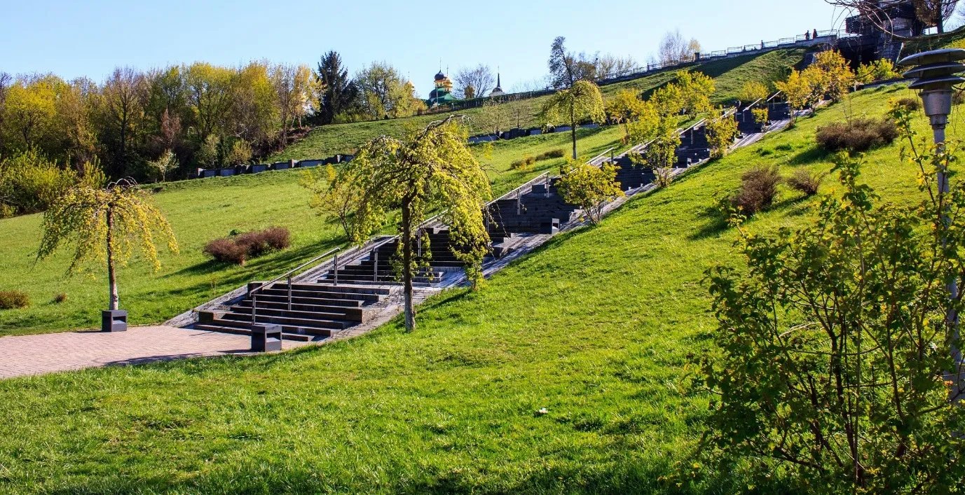 Лестница в парке Вечной Славы