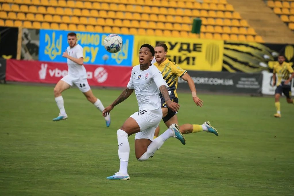 Рух переміг представника України в єврокубках