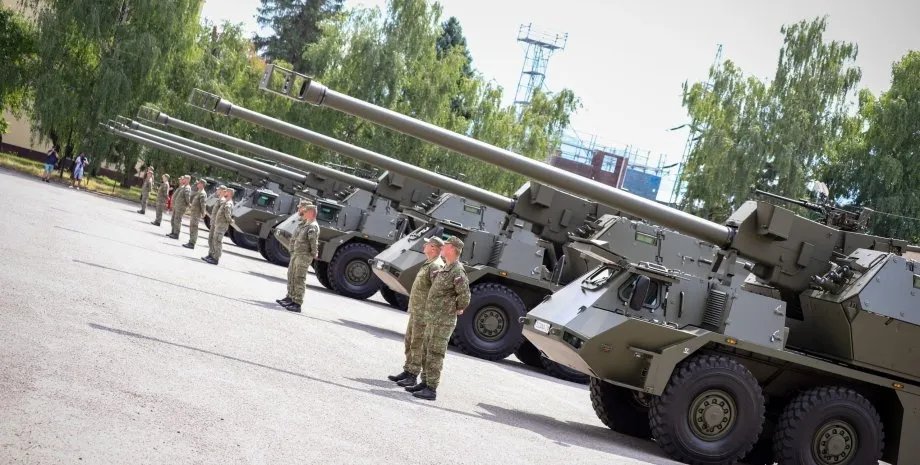 Всього у рамках контракту поставлять 16 САУ