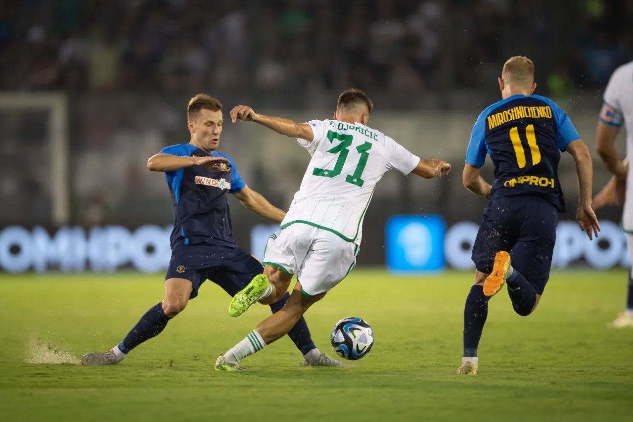 Обидві команди жорстко вступали у відбори