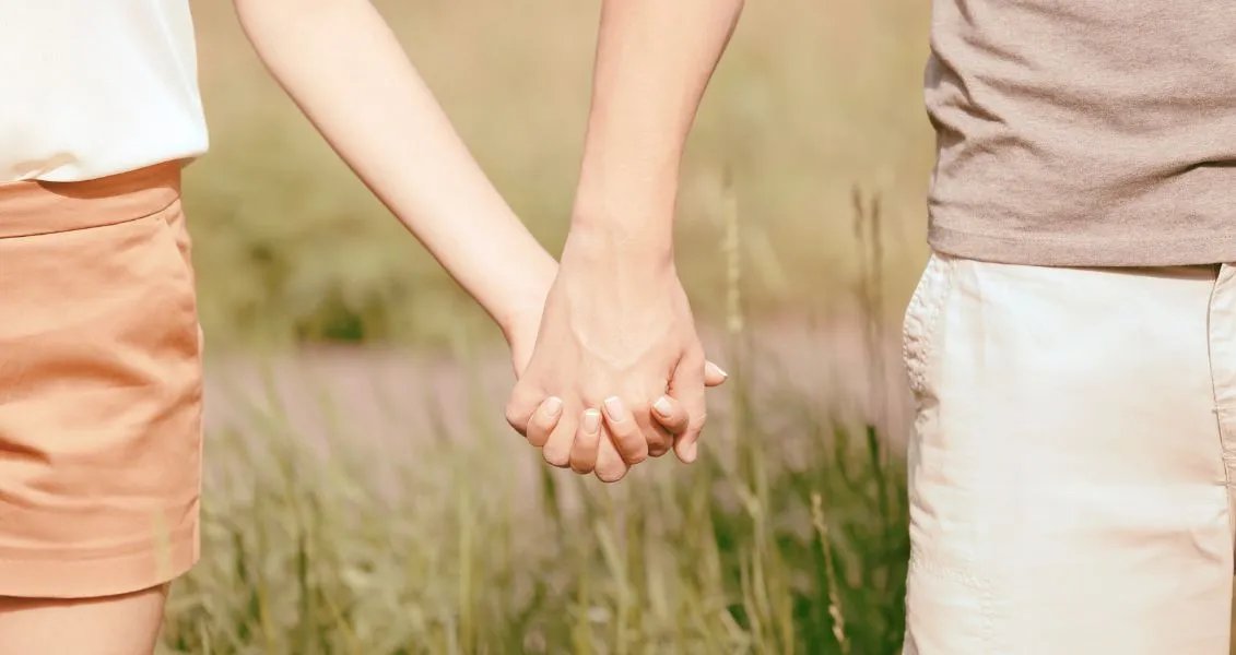 День удержания за руку (Hand Holding Day) День держания за руку (Hand Holding Day)