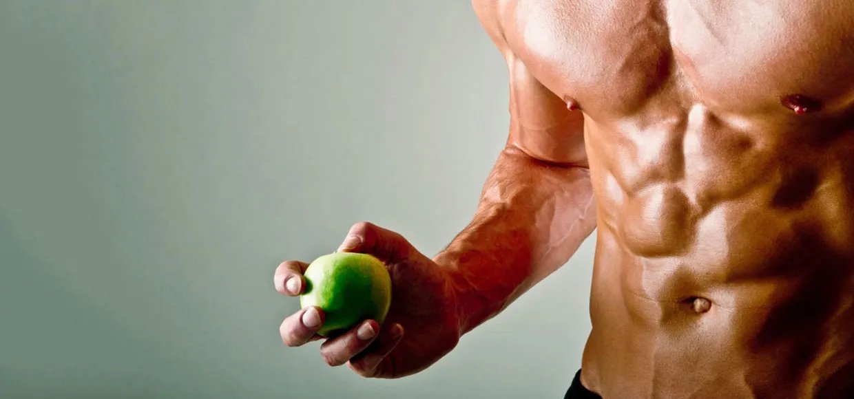 Яблоко задействует больше мышц