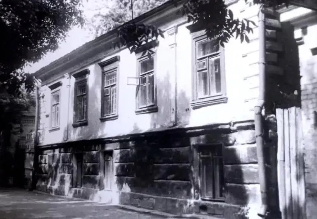 Таким будинок 1811 року створення був раніше