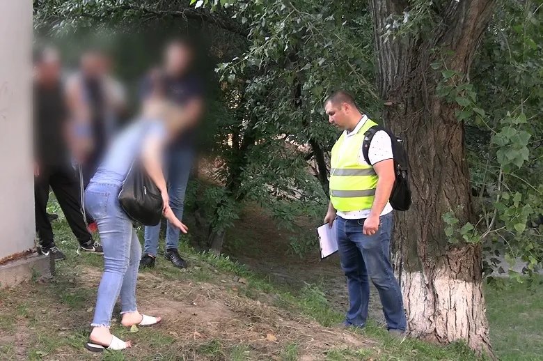 Тіло суперниці жінка закопала за будинком