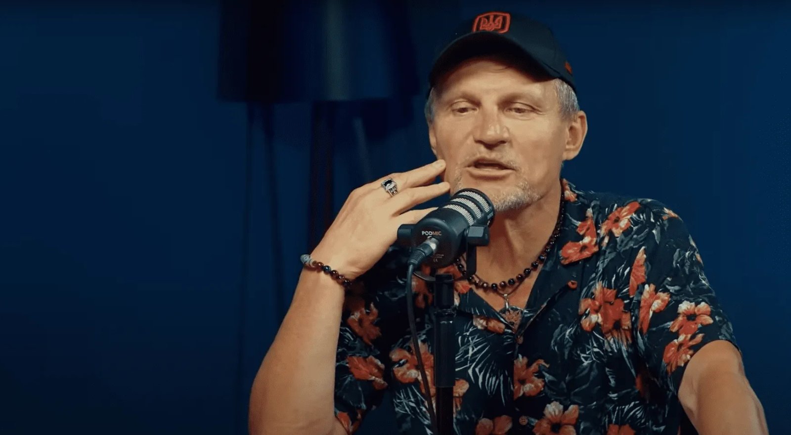 У світі панує погане виховання жінок