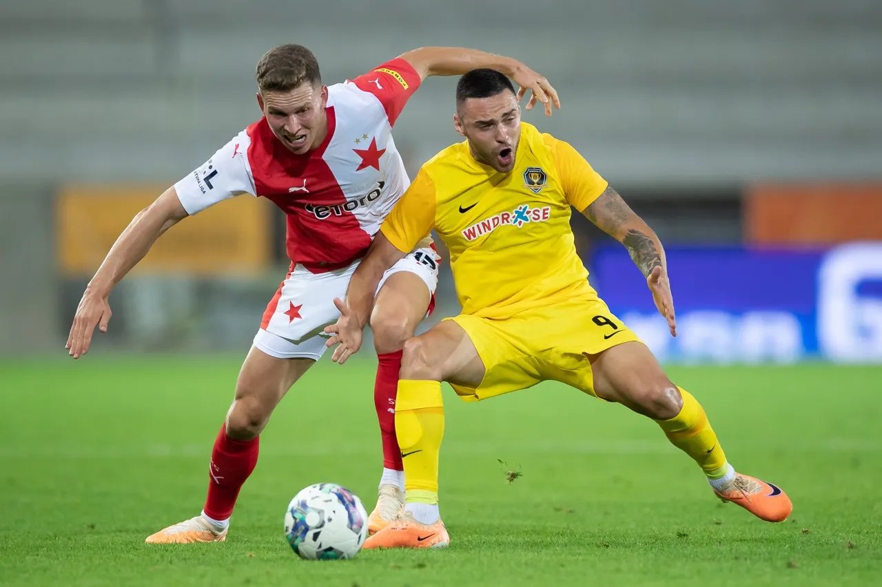 Когда характера хватило только на первый тайм. Обзор матча ЛЕ Днепр-1 - Славия 1