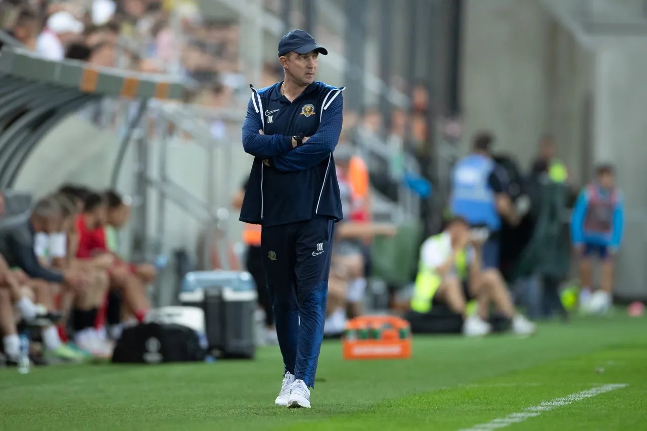 Когда характера хватило только на первый тайм. Обзор матча ЛЕ Днепр-1 - Славия 3