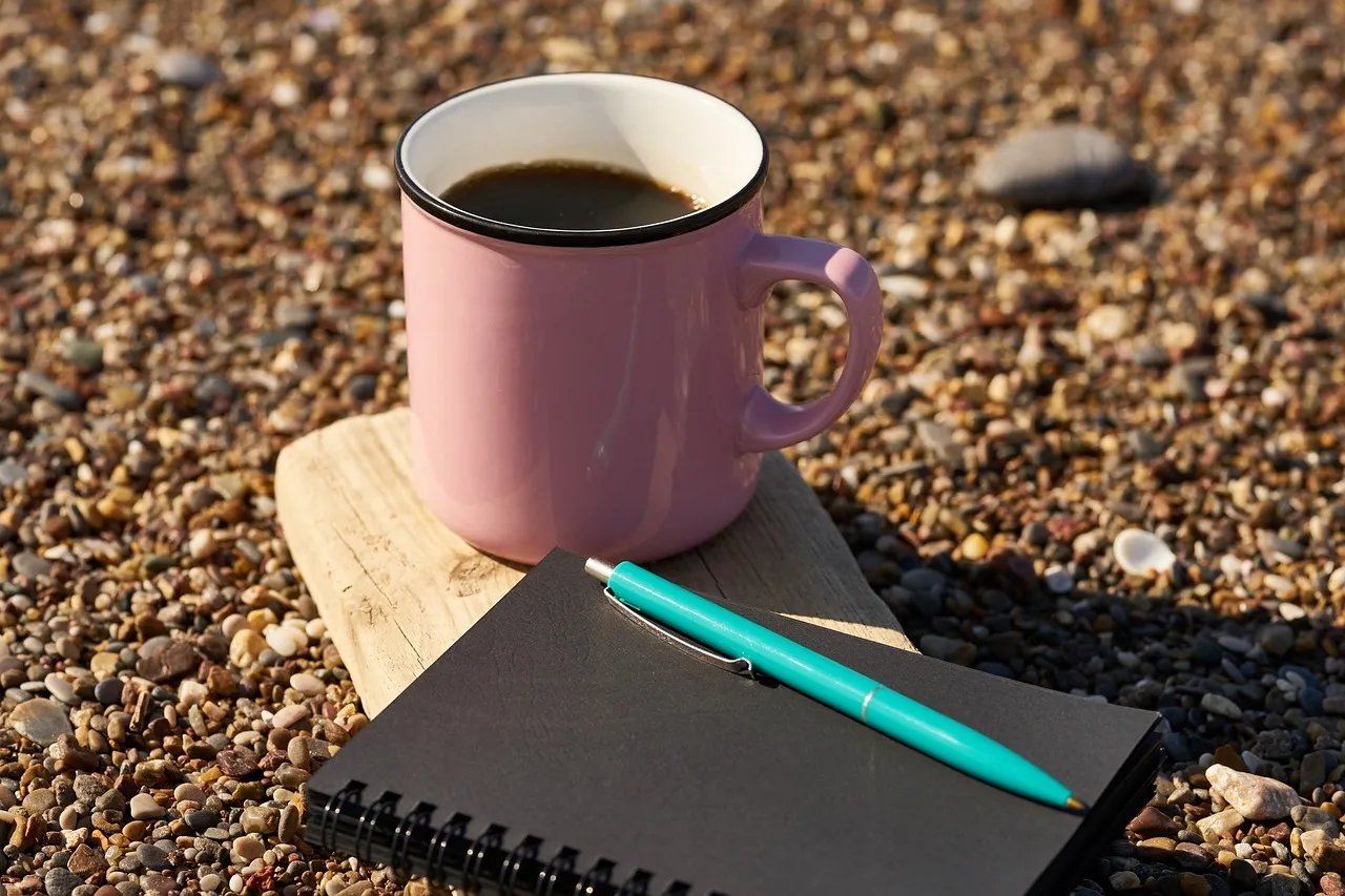 Муза не ждет дат, но отпраздновать можно причастность к ней!