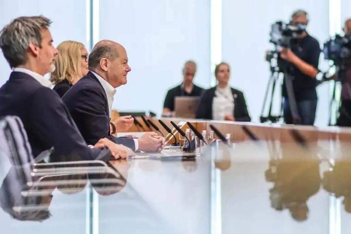 Олаф Шольц Олаф Шольц