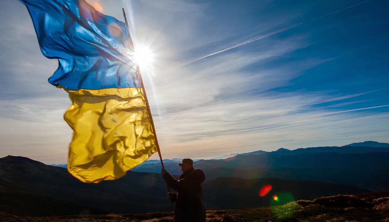 День Державного Прапора українці щорічно відзначають 23 серпня!