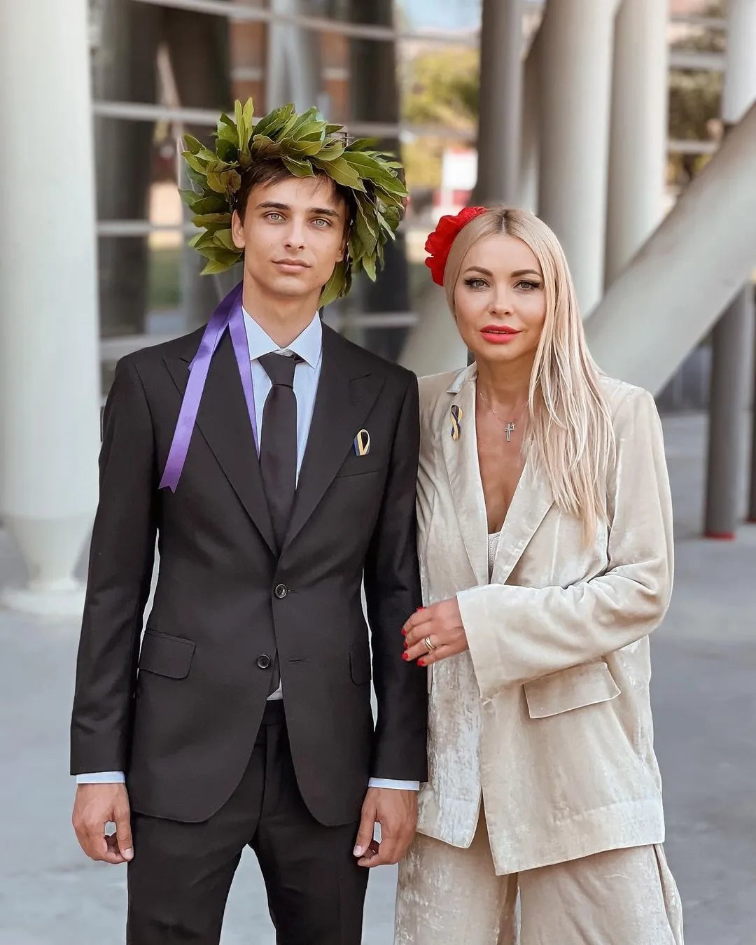 Наталья считает своих родным главными критиками. На фото с сыном.