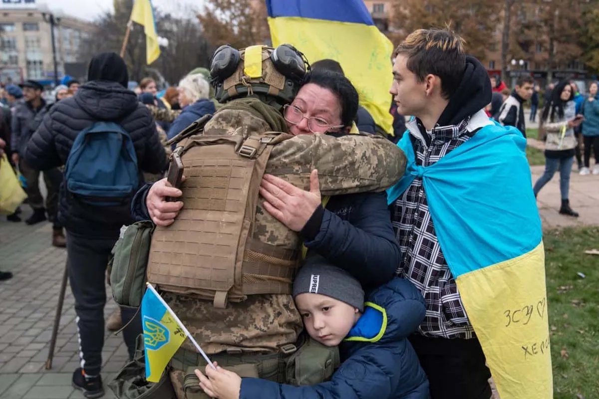 Херсонці вітають ЗСУ Херсонці вітають ЗСУ