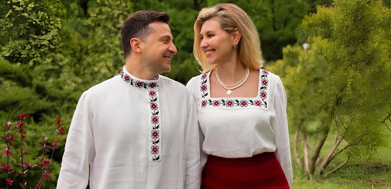 Зеленський в сорочці з вишитим коміром - крій "косоворітка" - викликав подивування українців.