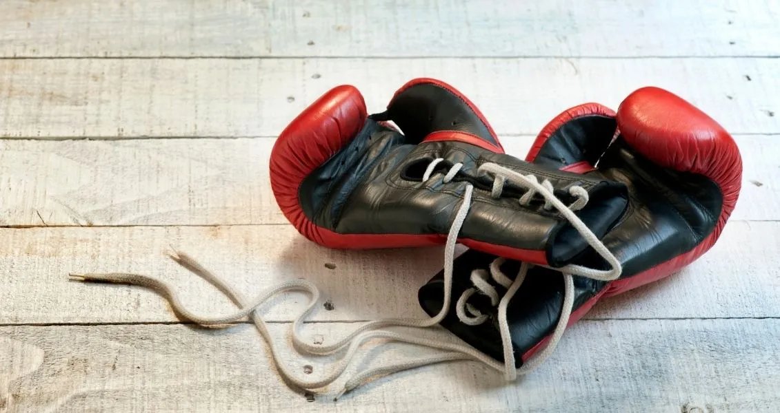 Бокс є одним з найбільш небезпечних і травматичних видів спорту з дуже давньою історією. 