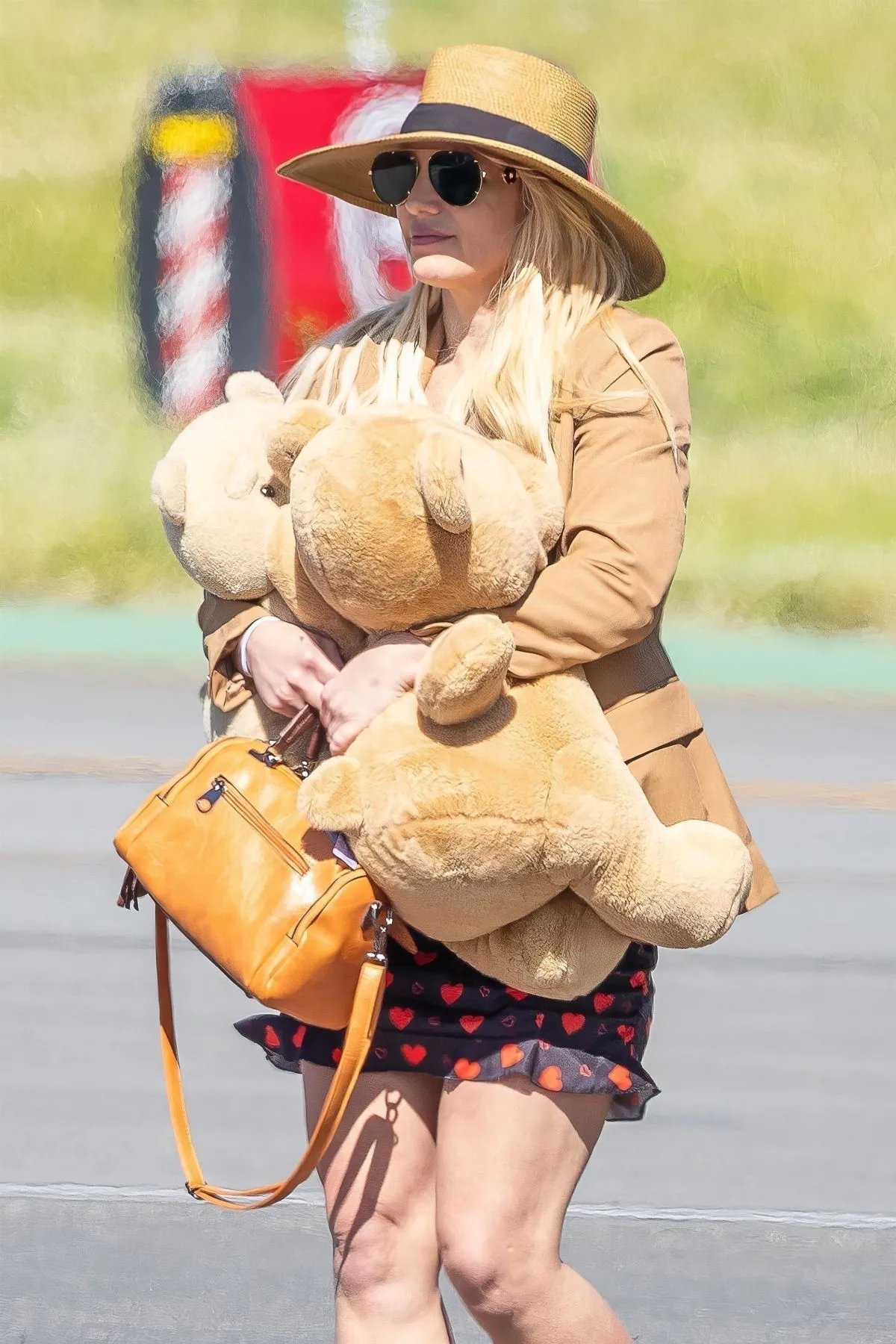 Бритни Спирс не любит оставаться одна