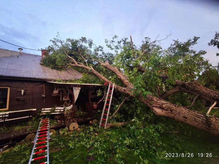 Після суботньої грози в Дембицькому районі  Після суботньої грози в Дембицькому районі