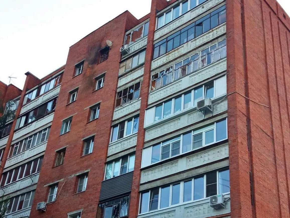 В сеть выложили, как выглядит Курский аэродром после атаки СБУ - фото 3