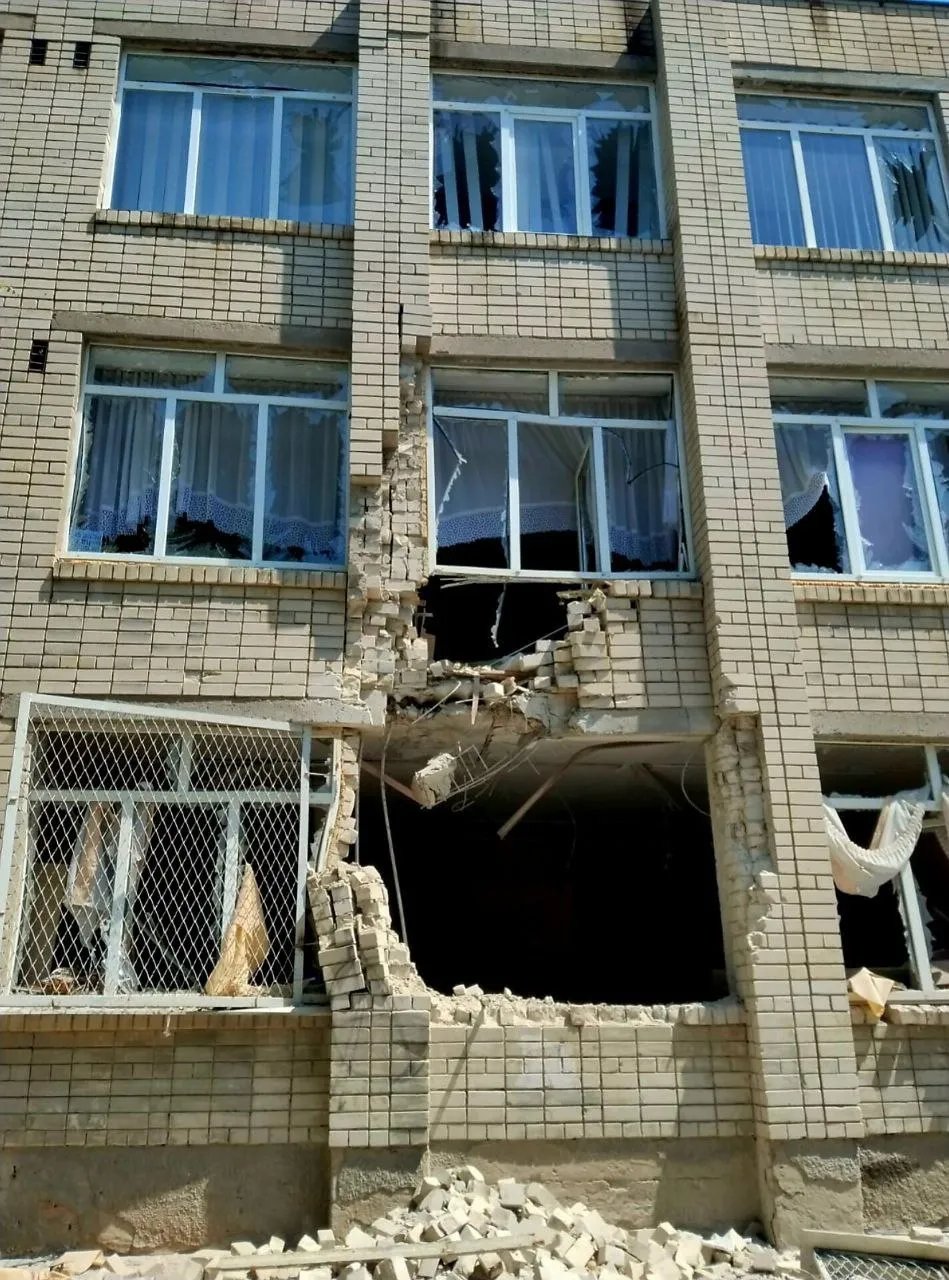 Росія зруйнувала понад 1300 шкіл в Україні