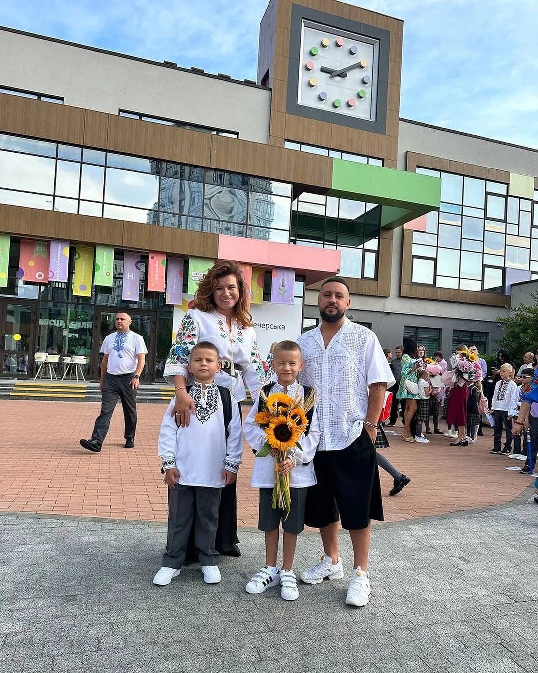 Монатік з дружиною та синами Монатік з дружиною та синами