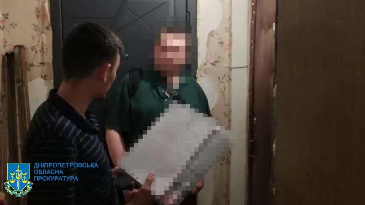 Шпионил за военными самолетами: СБУ задержала коллаборанта на Днепропетровщине 1