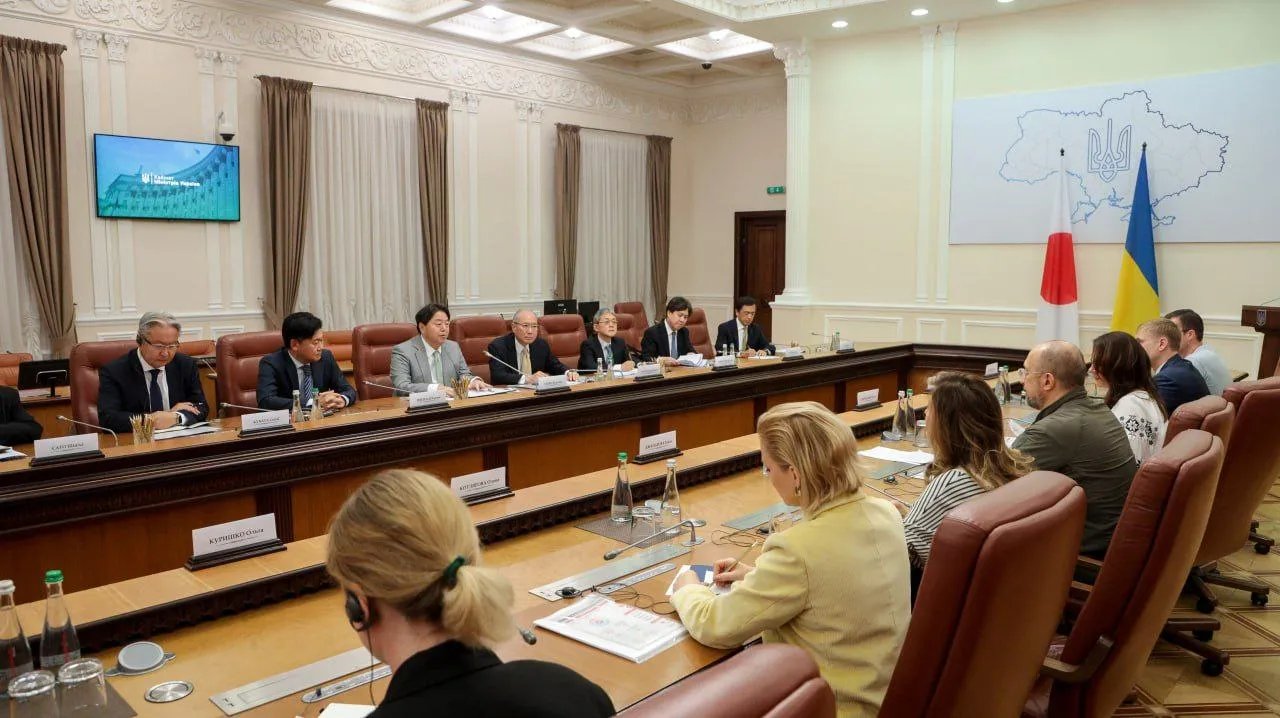 Украина и Япония договорились о сотрудничестве в сфере бизнеса. Фото: Денис Шмигаль Украина и Япония договорились о сотрудничестве в сфере бизнеса. Фото: Денис Шмигаль
