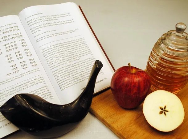 В 2023 году Еврейский Новый год "Рош ха-Шана" отмечают с 15 по 17 сентября