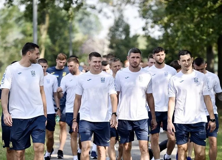 Збірна України здійснила прогулянку Міланом 3