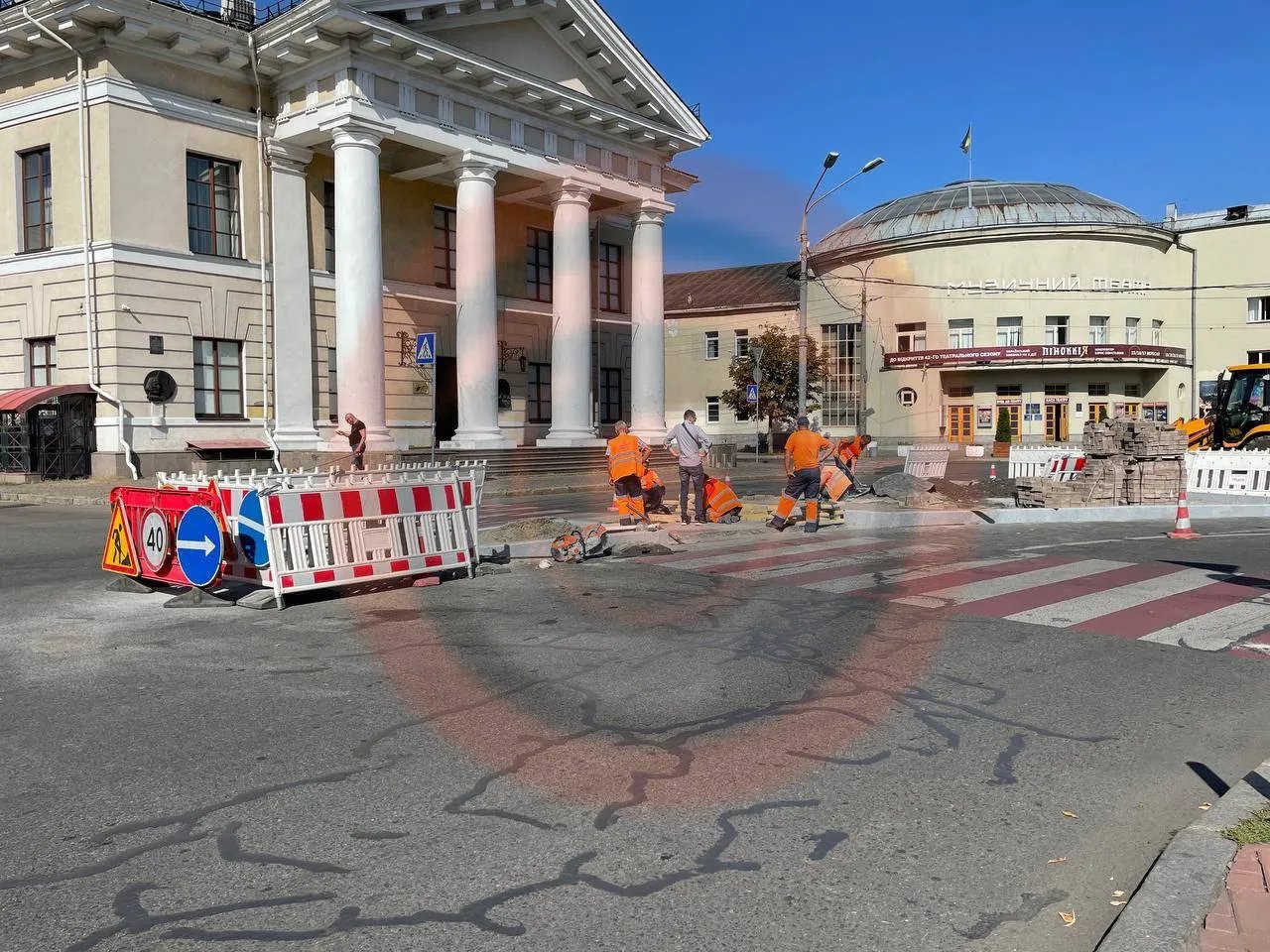 Дорожные работы на Контрактовой площади Дорожные работы на Контрактовой площади