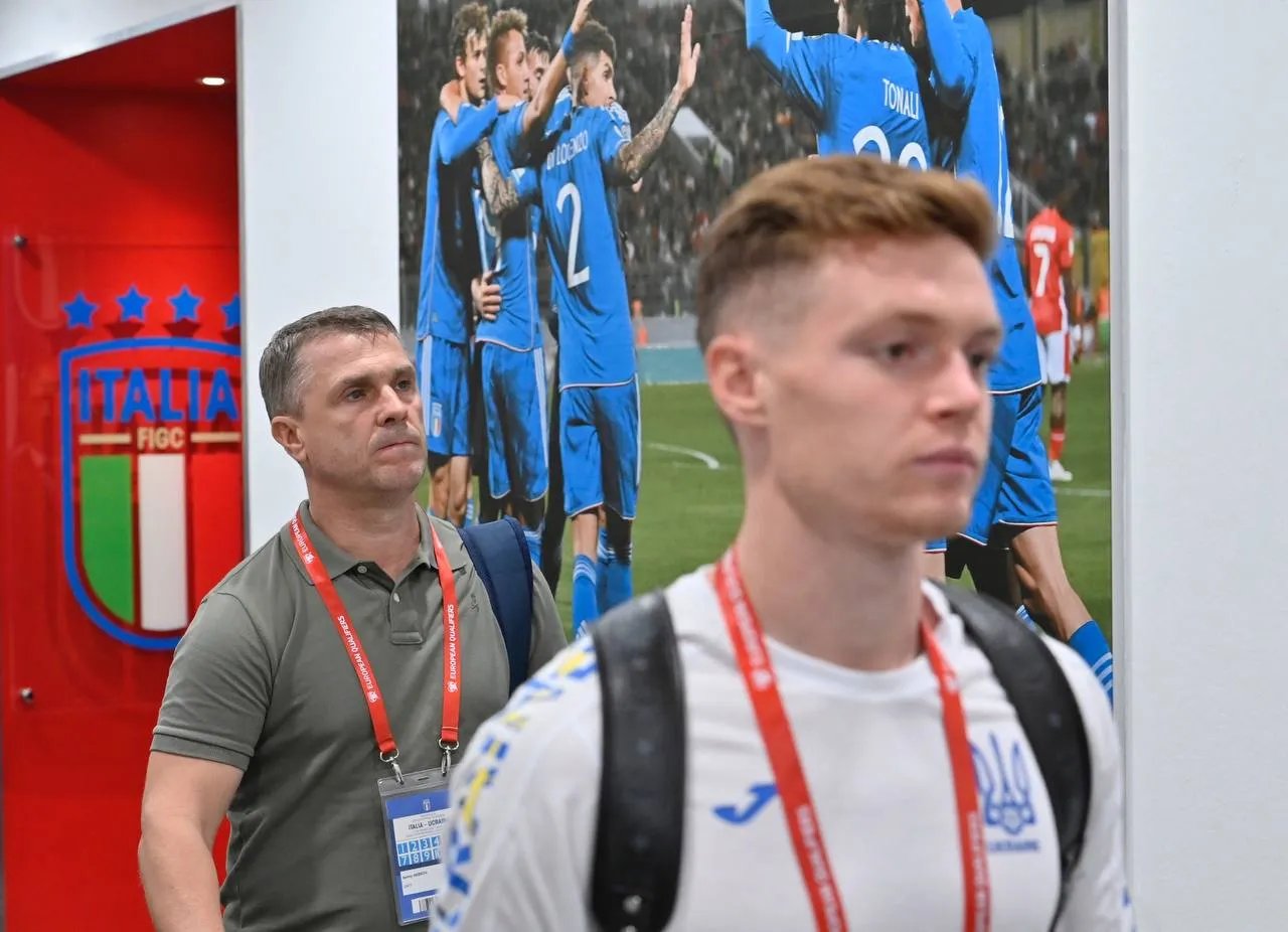 Сергей Ребров сконцентрирован на игре