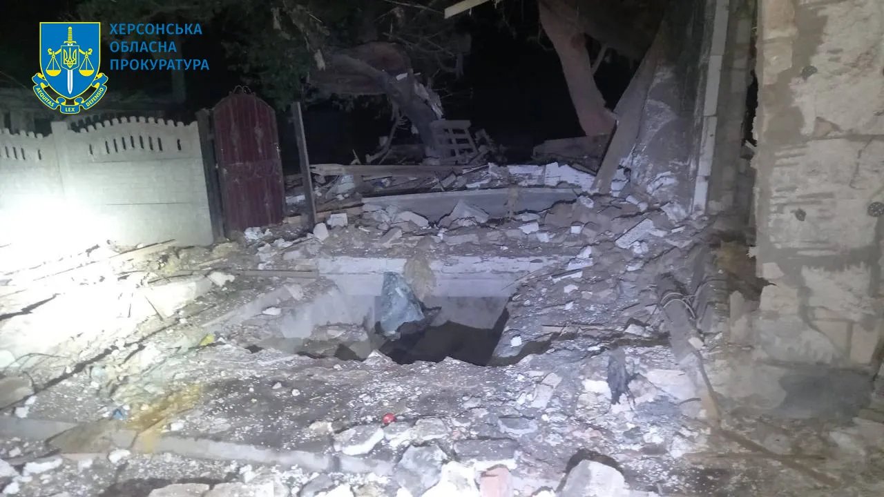 Наслідки обстрілу Херсонщини Наслідки обстрілу Херсонщини