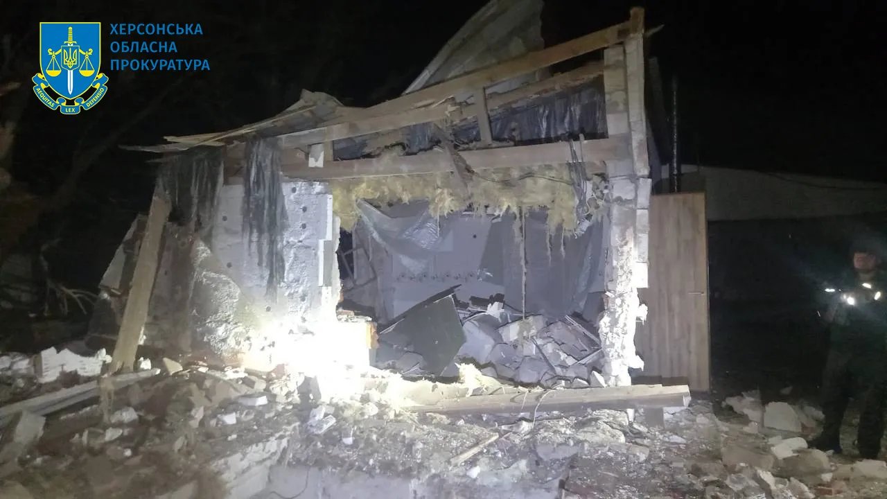 Наслідки обстрілу Херсонщини Наслідки обстрілу Херсонщини