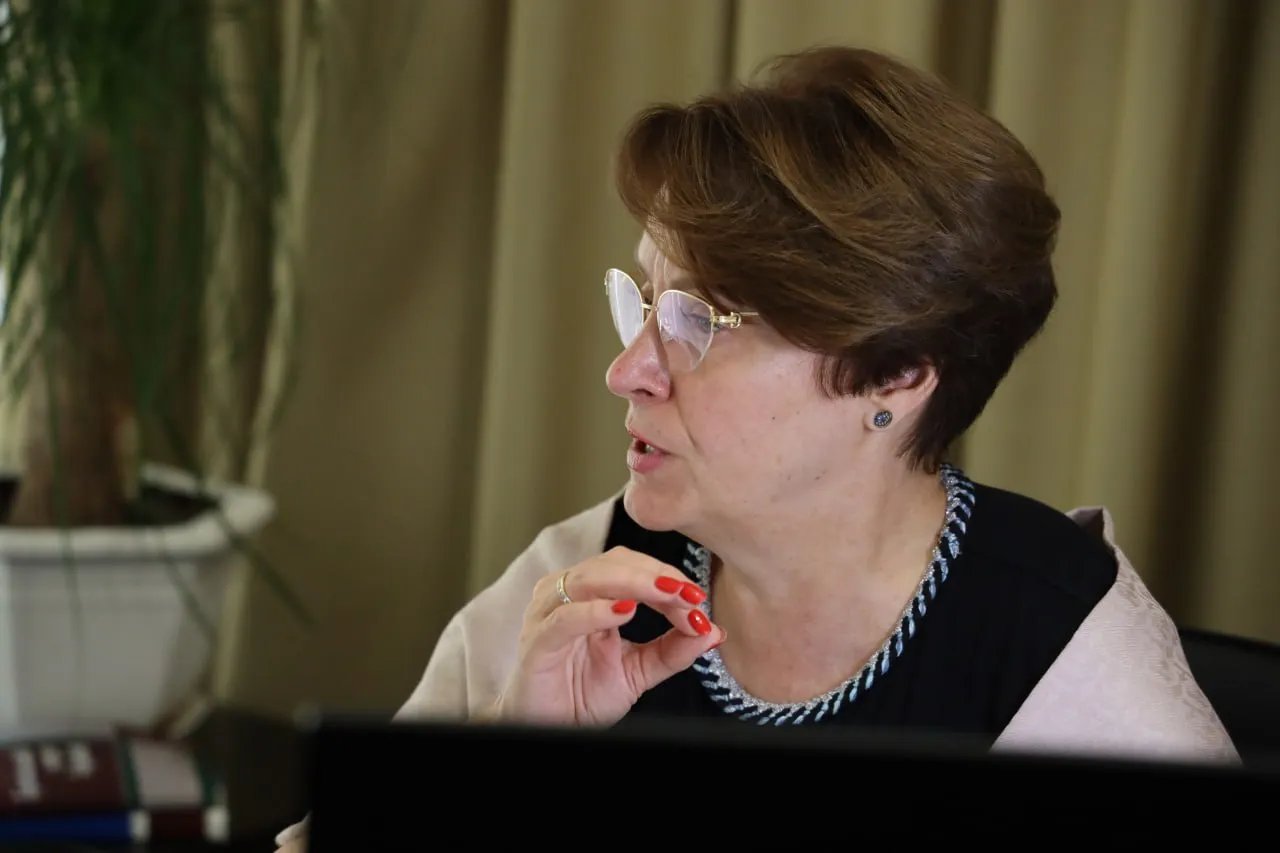 Ніна Южаніна Ніна Южаніна