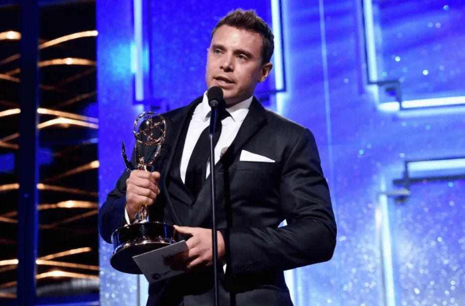 Одна из премий "Эмми", которую получил умерший актер