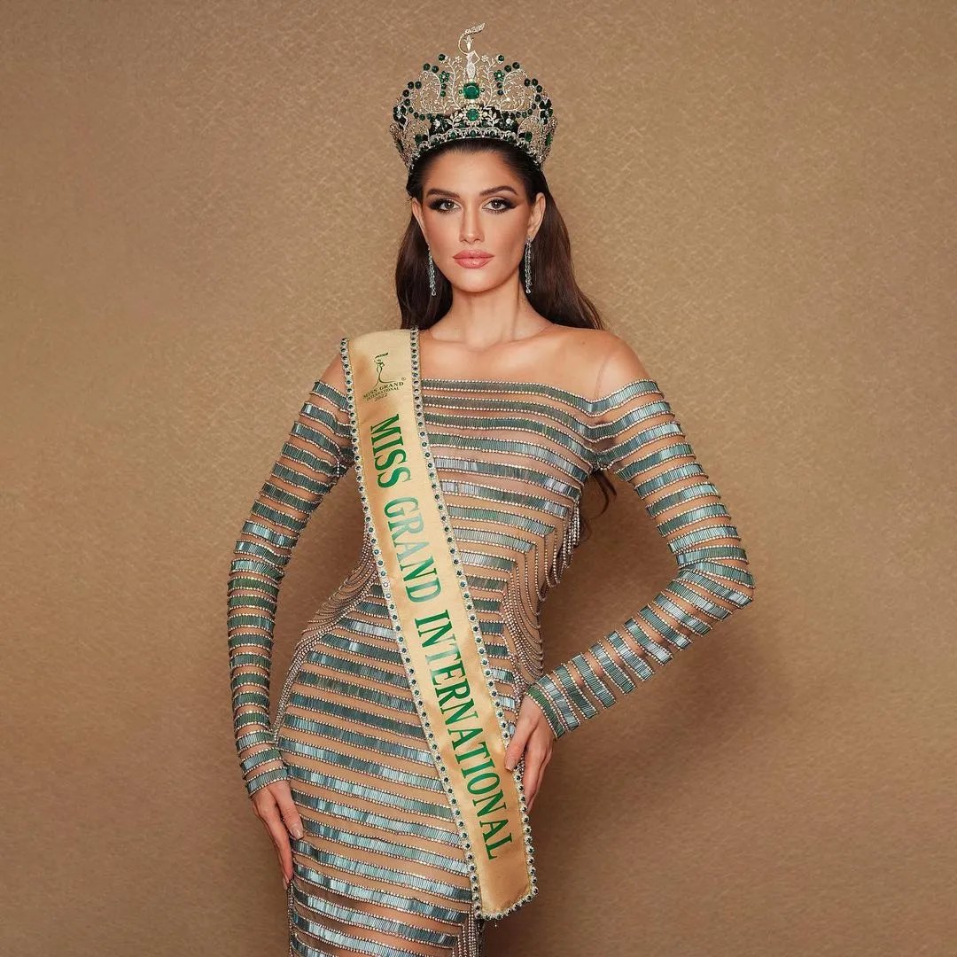 Победительница|Miss Grand International 2022|Изабелла Менин из Бразилии