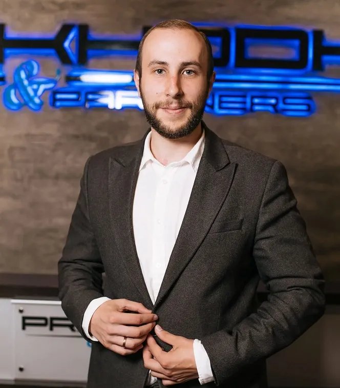 Керівник практики податкового права Євген Ясинський