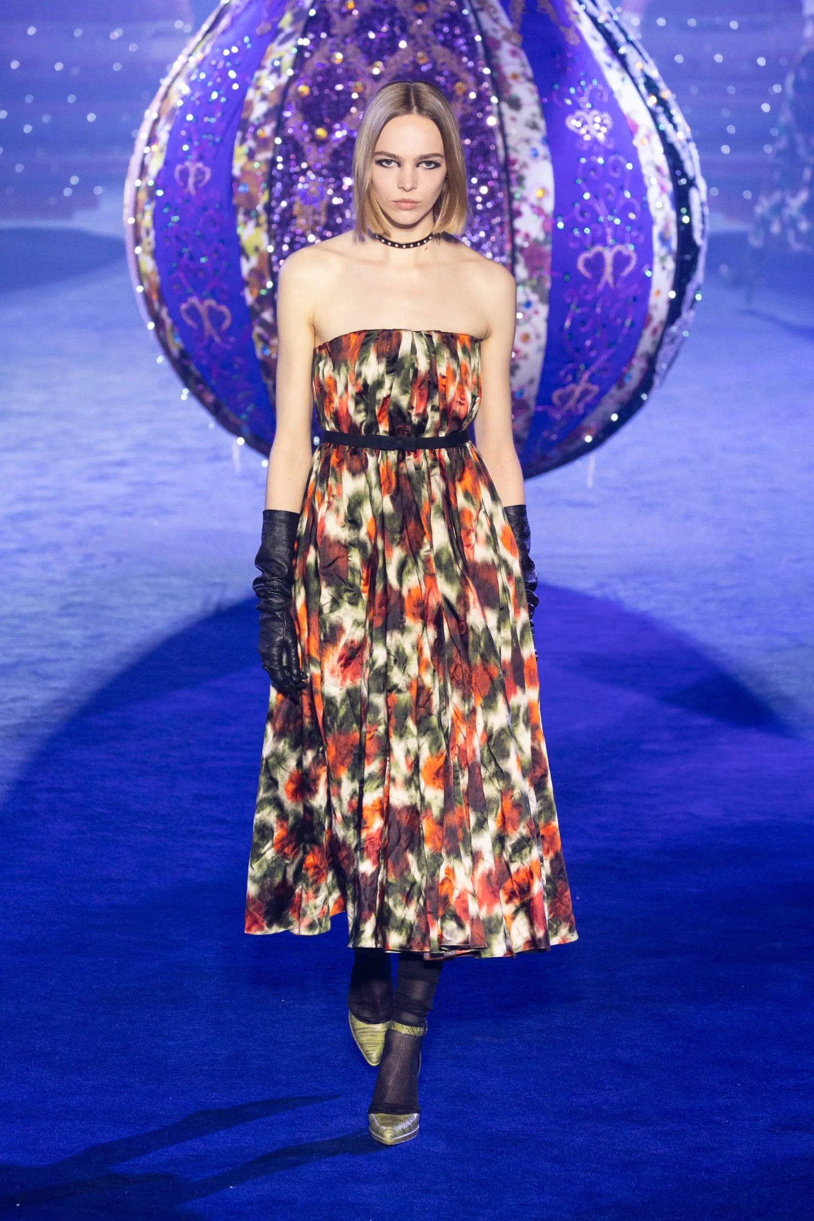 Гольфи сіткою - як варіант. Модний показ Christian Dior.