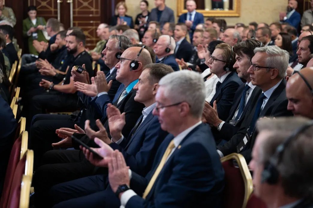 До Альянсу приєдналося 13 відомих компаній-виробників озброєнь. Фото: Офіс Президента До Альянсу приєдналося 13 відомих компаній-виробників озброєнь. Фото: Офіс Президента