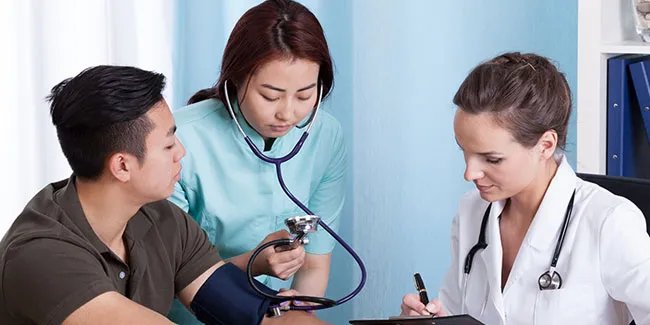 Помощники врача способствуют оздоровлению