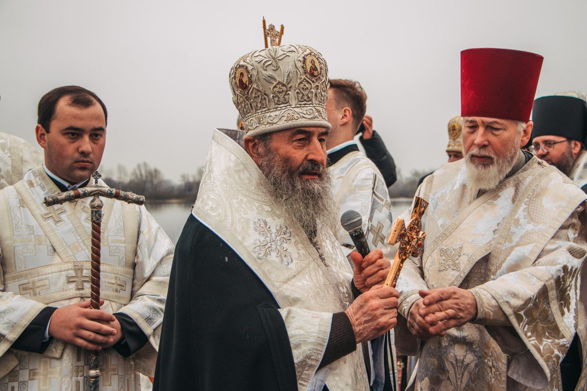 Митрополит поздравил всех с великим праздником Митрополит поздравил всех с великим праздником
