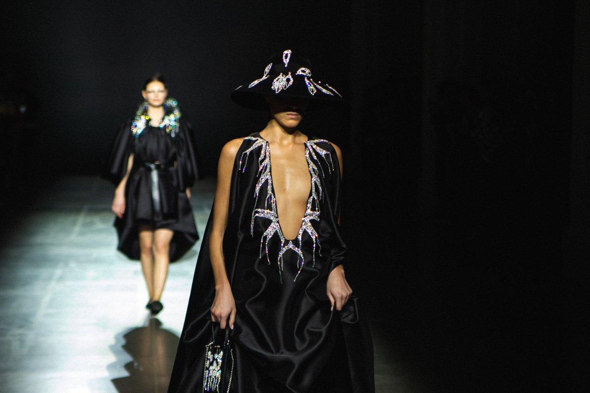 В новом сезоне Gasanova предлагает новый взгляд на образы для особых случаев