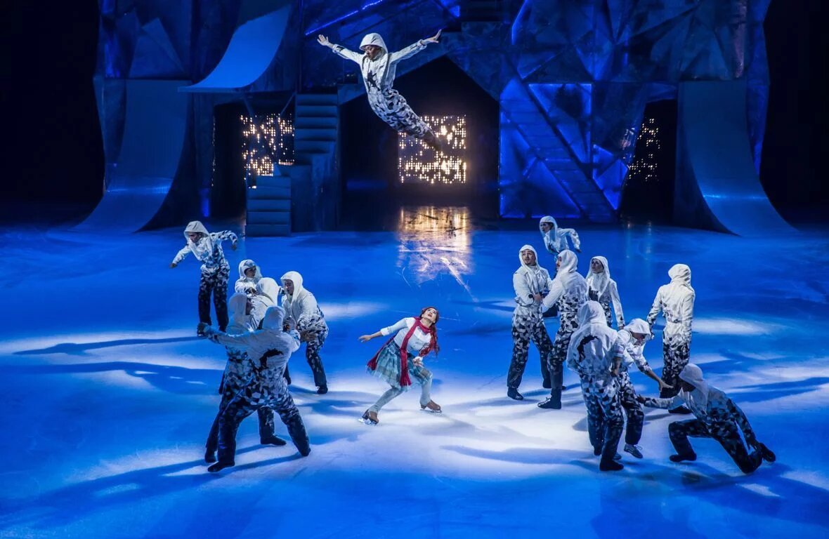 Cirque du Soleil - это всегда взрыв и фонтан эмоций