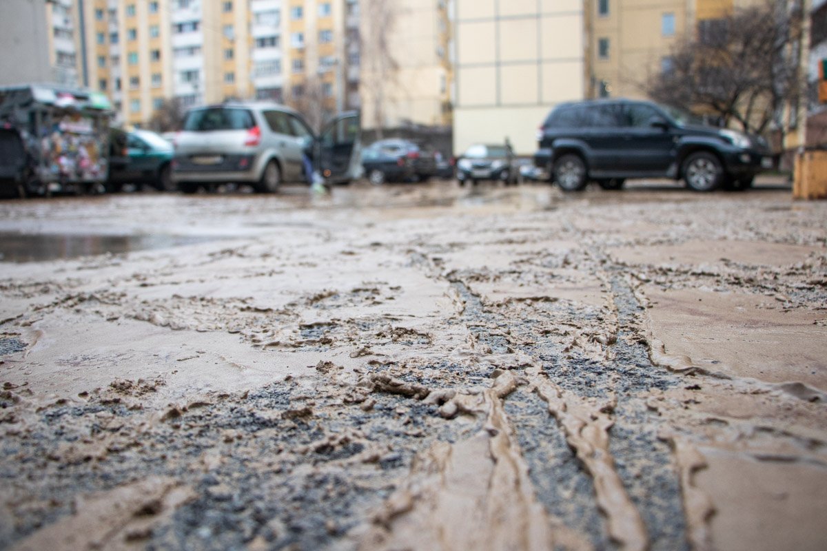 Воду перекрыли только к 8 утра