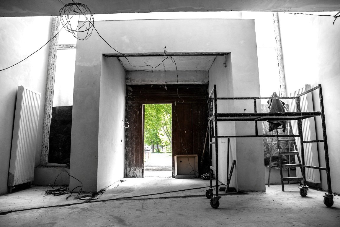 Помещение полностью обновят и обустроят новой мебелью Помещение полностью обновят и обустроят новой мебелью